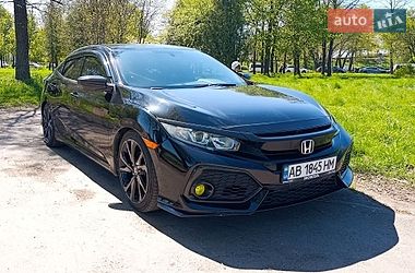 Хэтчбек Honda Civic 2017 в Ровно