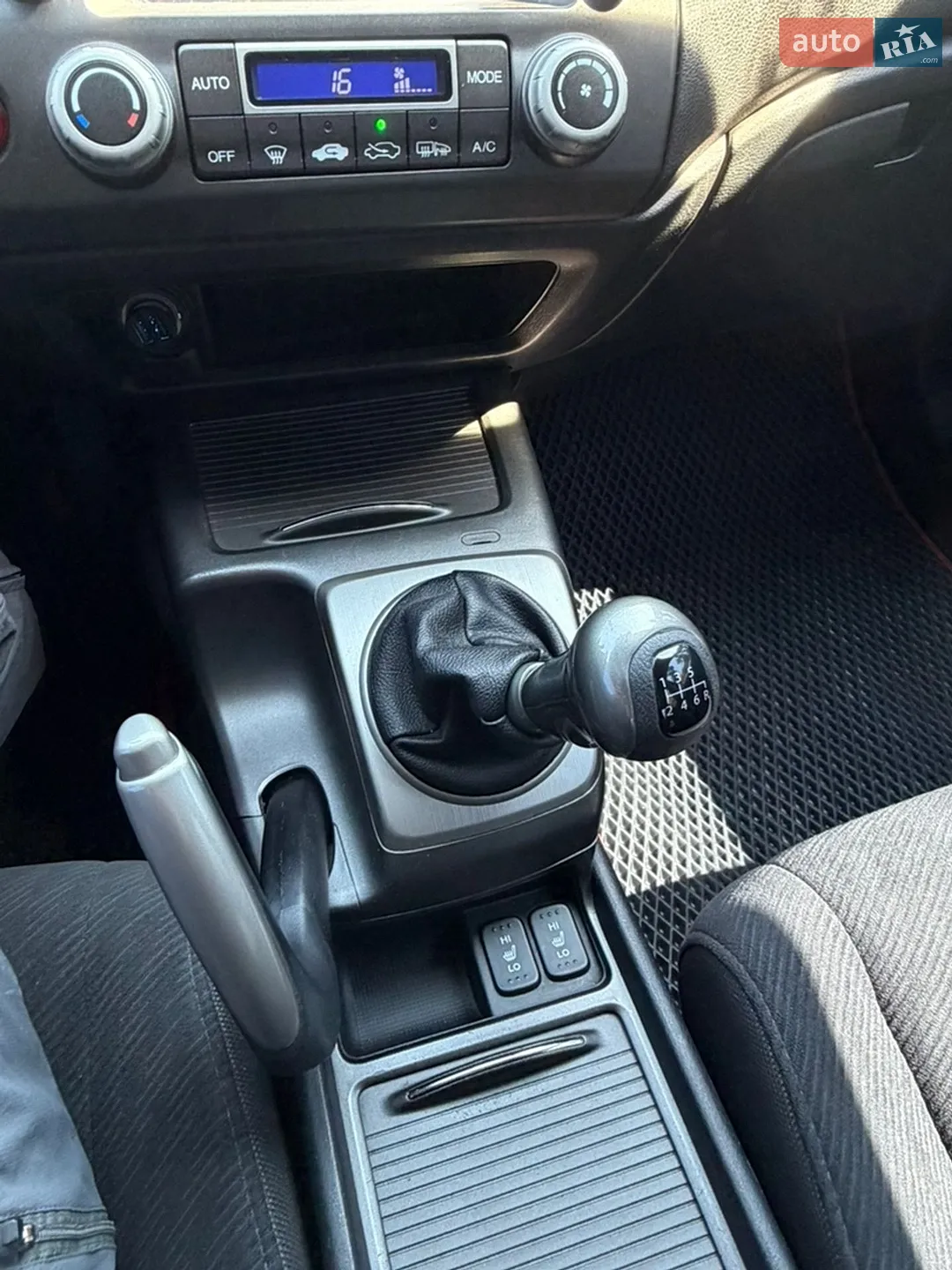 2011 Honda Civic - мініатюра 15