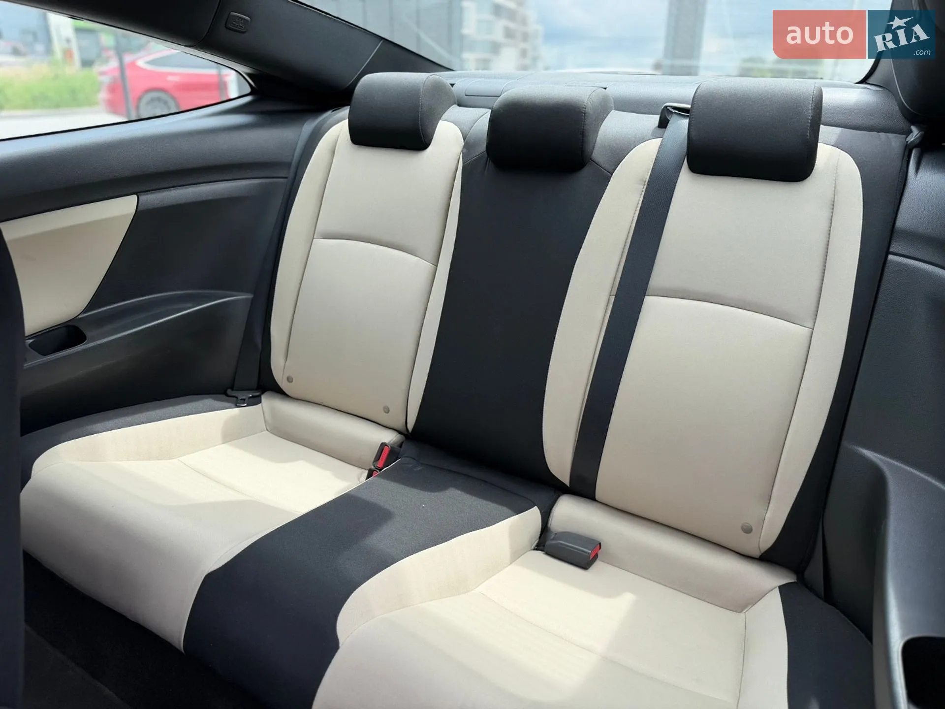 2017 Honda Civic - мініатюра 19