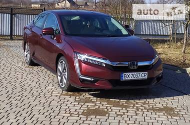 Седан Honda Clarity 2018 в Чернівцях