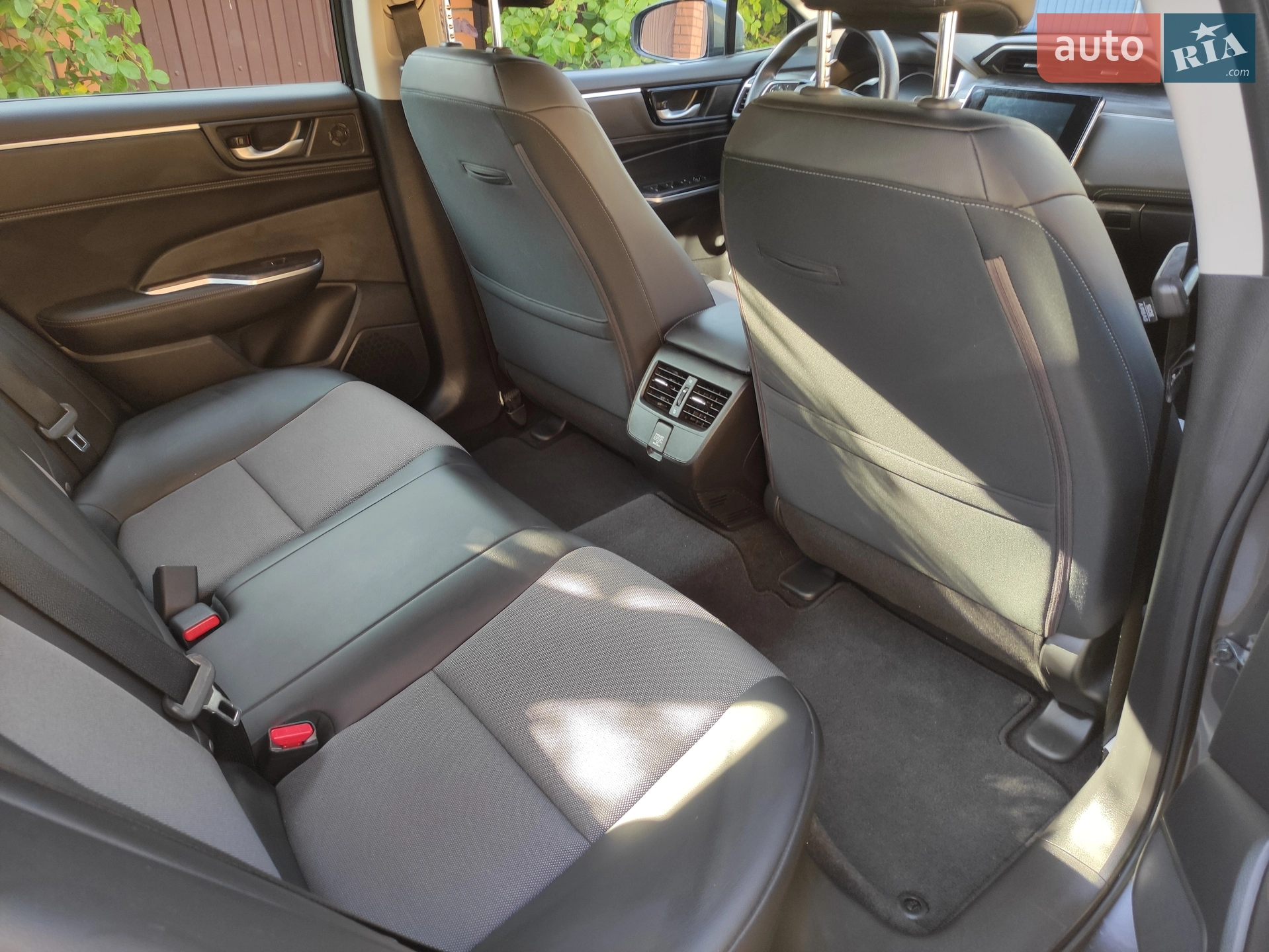 2018 Honda FCX Clarity - мініатюра 13
