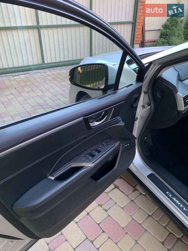 Седан Honda Clarity 2017 в Вінниці