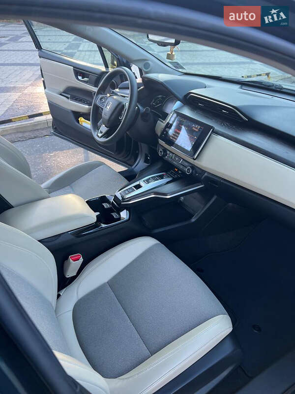 Седан Honda Clarity 2017 в Одесі