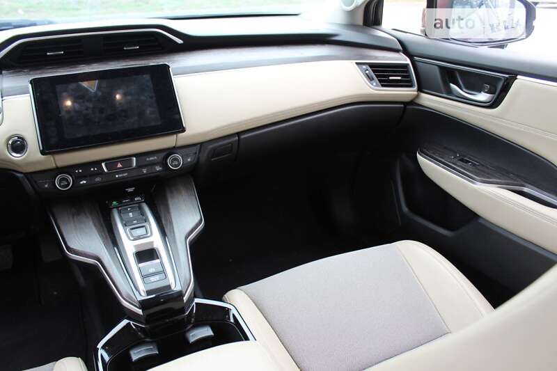 Седан Honda Clarity 2017 в Виннице