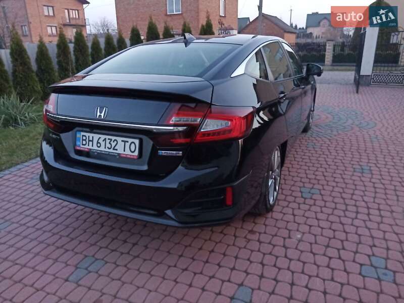 Седан Honda Clarity 2018 в Львові