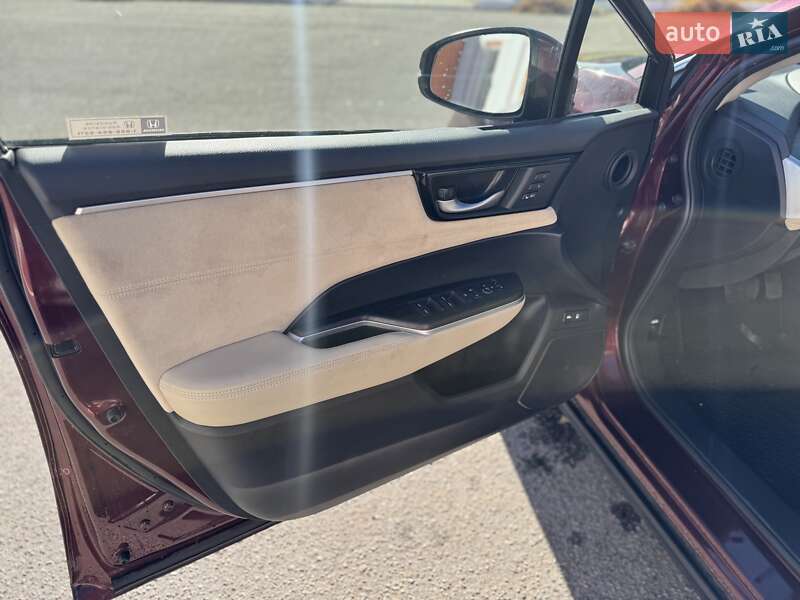 Седан Honda Clarity 2018 в Хмельнике