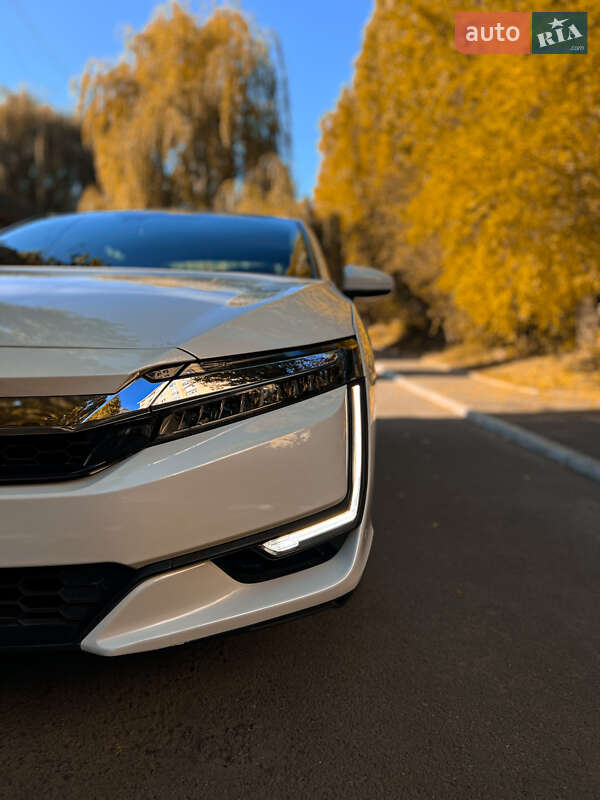 Седан Honda Clarity 2018 в Рівному