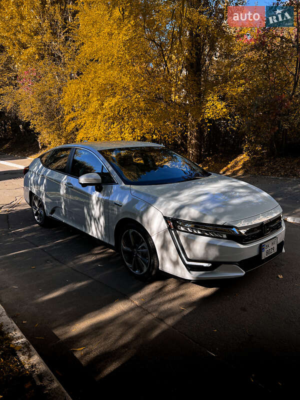 Седан Honda Clarity 2018 в Рівному