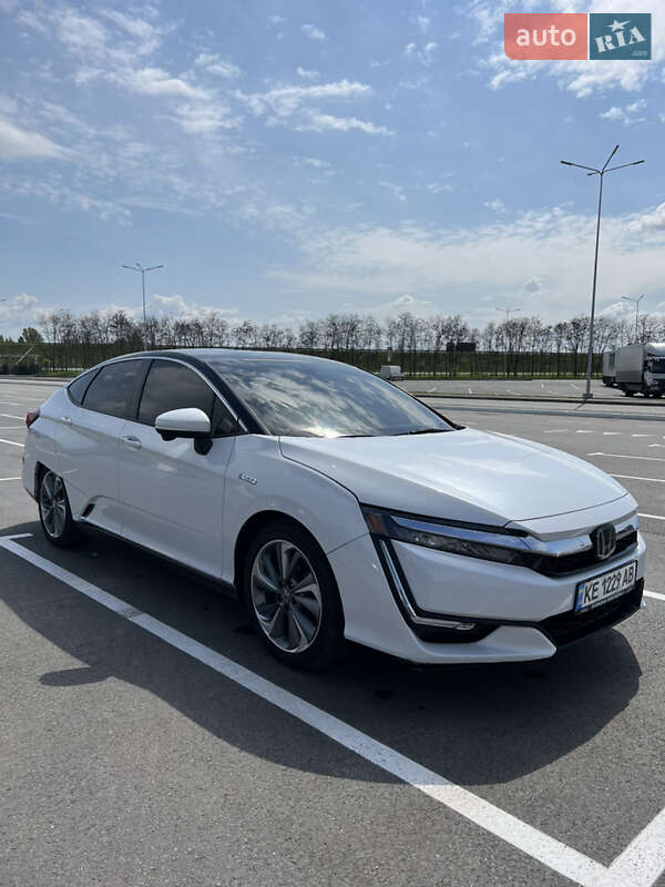 Седан Honda Clarity 2018 в Дніпрі