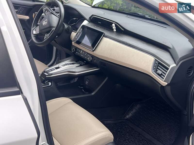 Седан Honda Clarity 2021 в Івано-Франківську