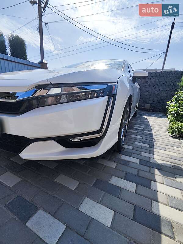 Седан Honda Clarity 2018 в Полтаві
