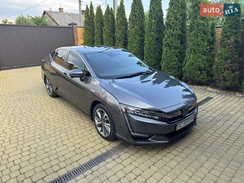Седан Honda Clarity 2017 в Владимире