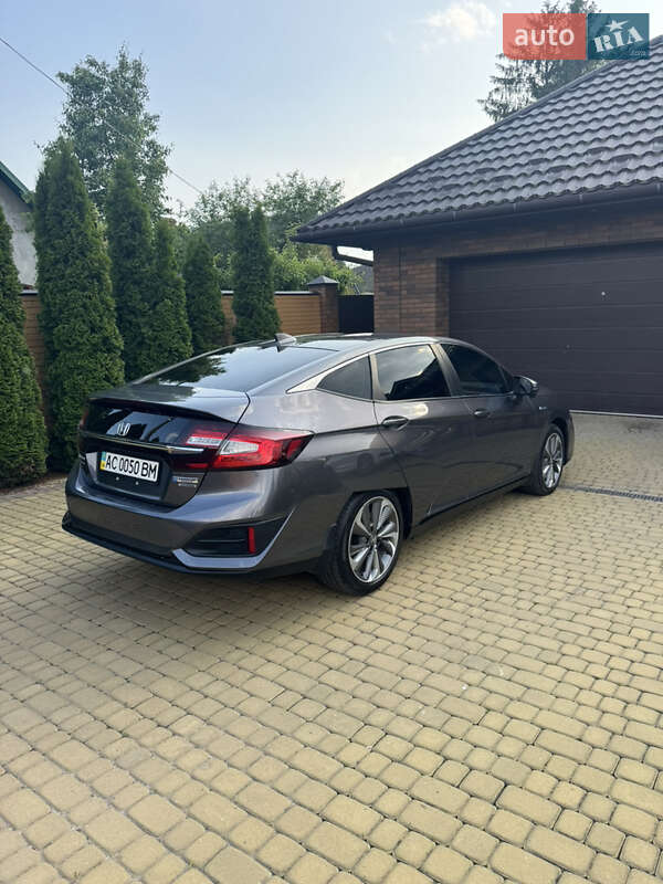 Седан Honda Clarity 2017 в Владимире