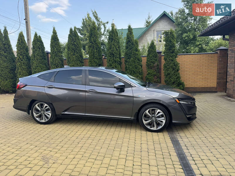 Седан Honda Clarity 2017 в Владимире