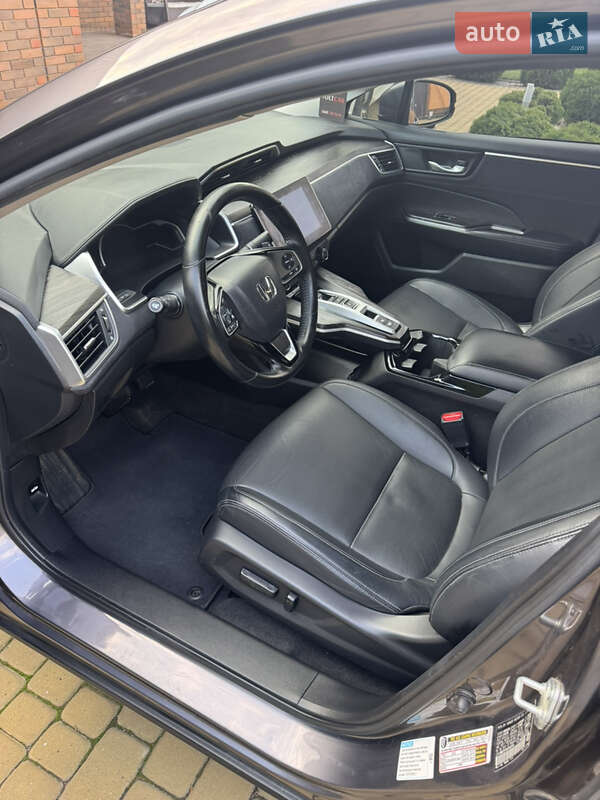 Седан Honda Clarity 2017 в Владимире
