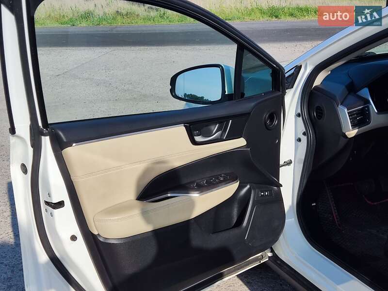 Седан Honda Clarity 2018 в Кременчуці