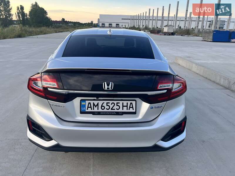 Седан Honda Clarity 2019 в Коростені