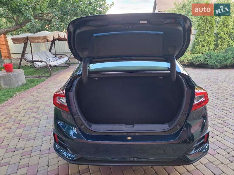Седан Honda Clarity 2018 в Виннице