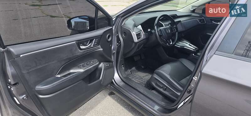 Седан Honda Clarity 2017 в Кременчуці