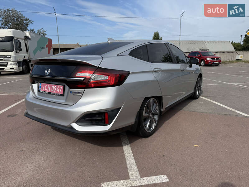 Седан Honda Clarity 2017 в Киеве