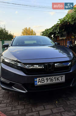 Седан Honda Clarity 2017 в  фото 2 Седан Honda Clarity 2017 в