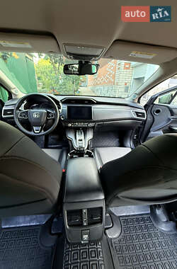 Седан Honda Clarity 2017 в  фото 31 Седан Honda Clarity 2017 в