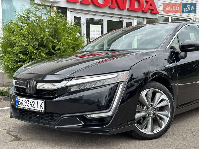 Седан Honda Clarity 2018 в Ровно фото 2 Седан Honda Clarity 2018 в Ровно