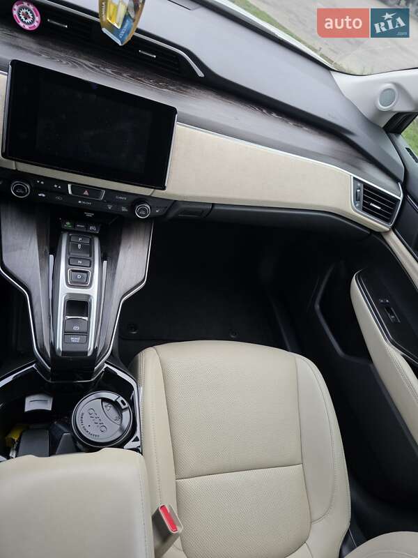 Седан Honda Clarity 2017 в Одесі