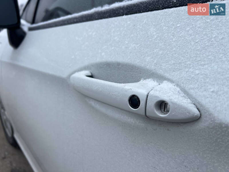 Седан Honda Clarity 2017 в Полтаві