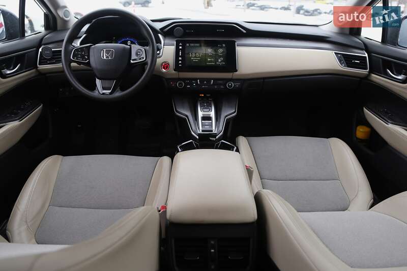 Седан Honda Clarity 2018 в Києві