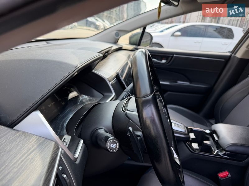 Седан Honda Clarity 2018 в Киеве