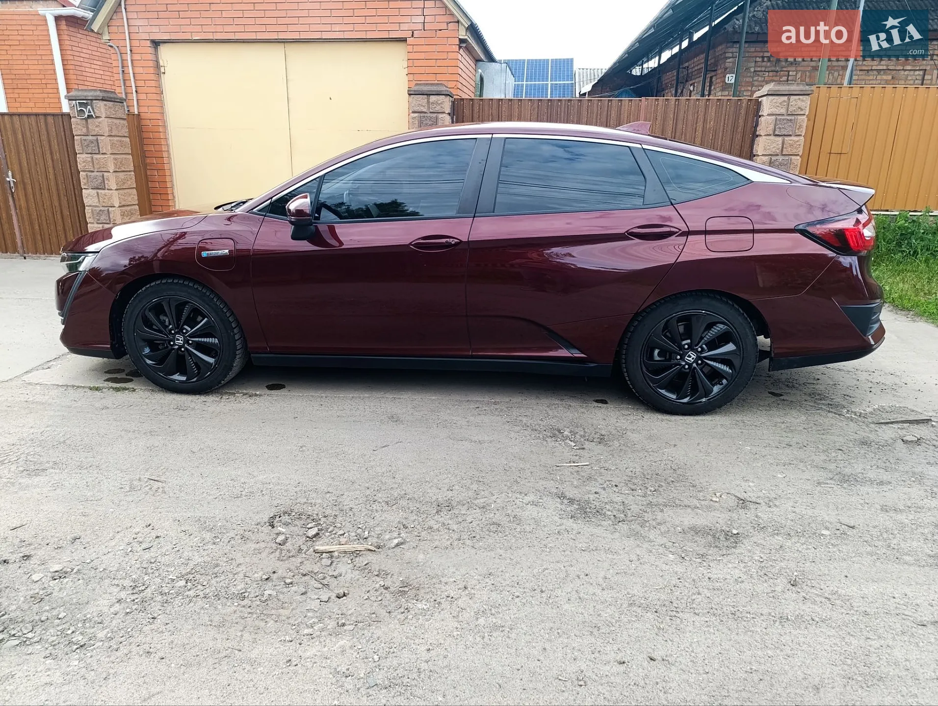 2017 Honda FCX Clarity - мініатюра 2