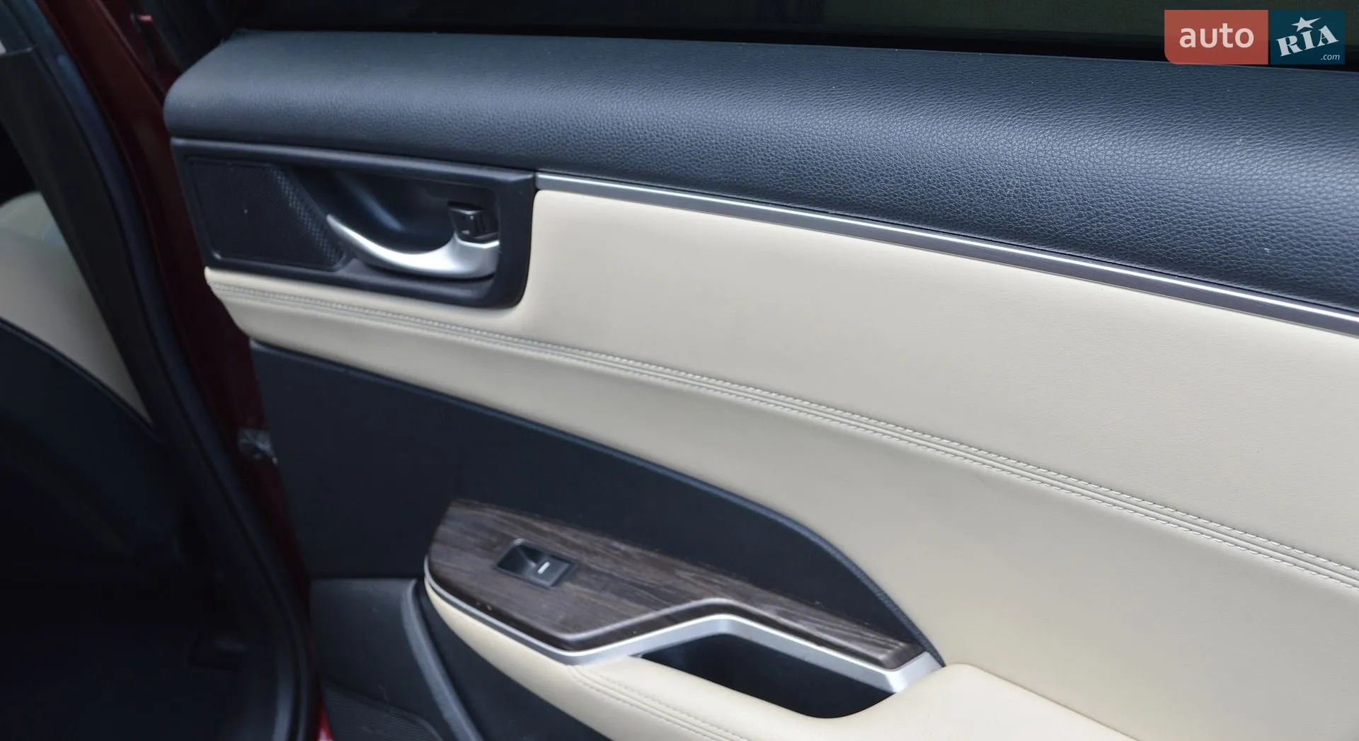 2018 Honda FCX Clarity - мініатюра 36