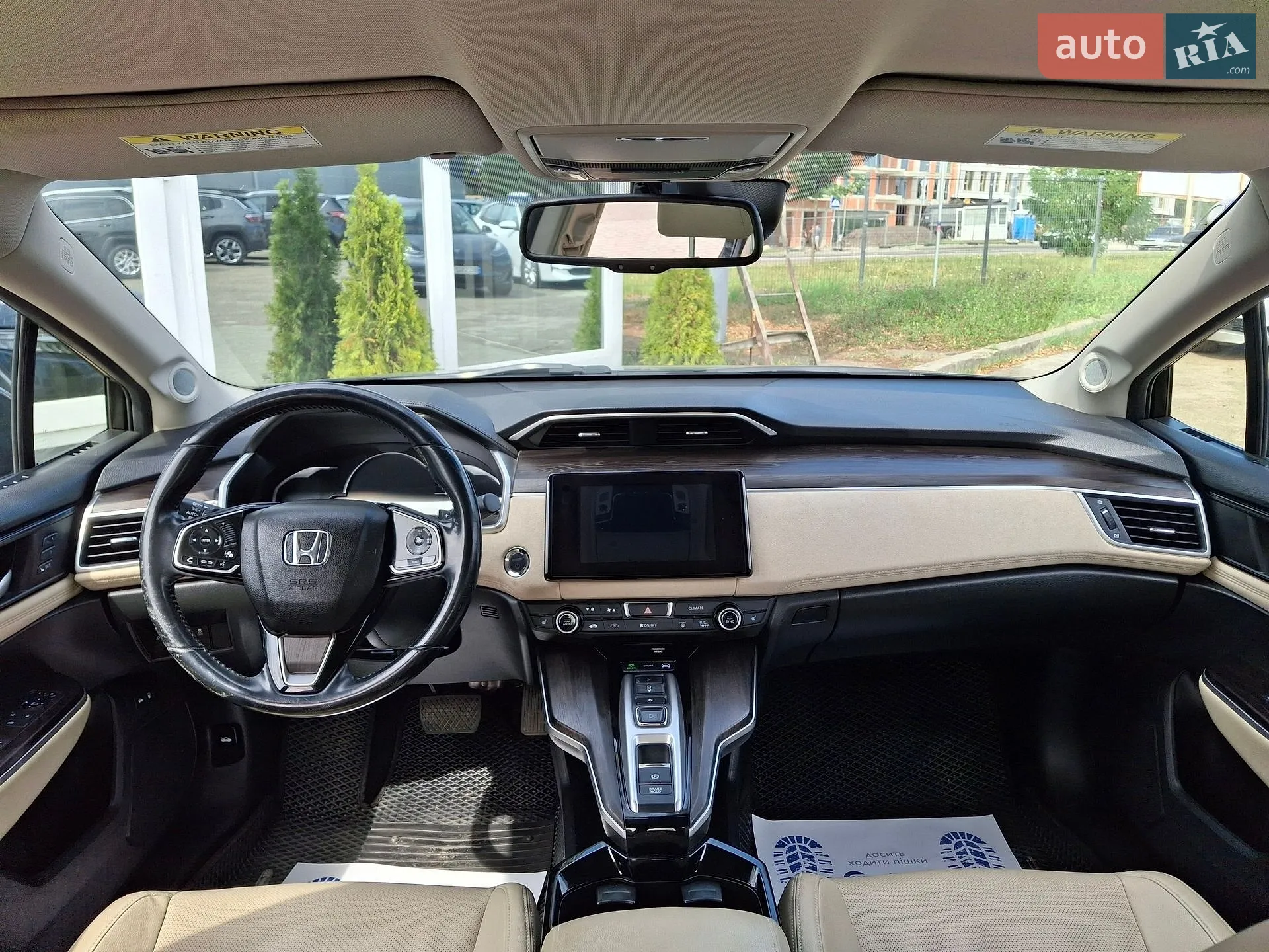 2017 Honda FCX Clarity - мініатюра 18