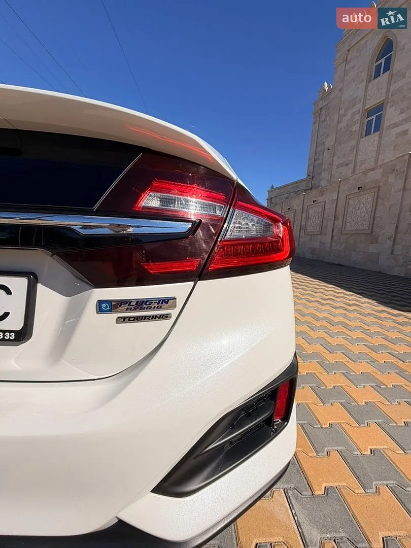 2018 Honda FCX Clarity - мініатюра 12