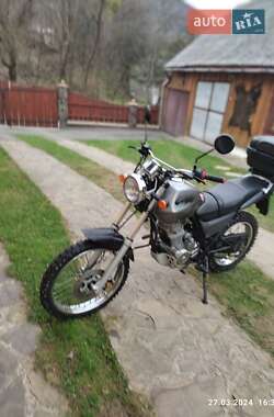 Мотоцикл Внедорожный (Enduro) Honda CLR 125 CityFly 2002 в 