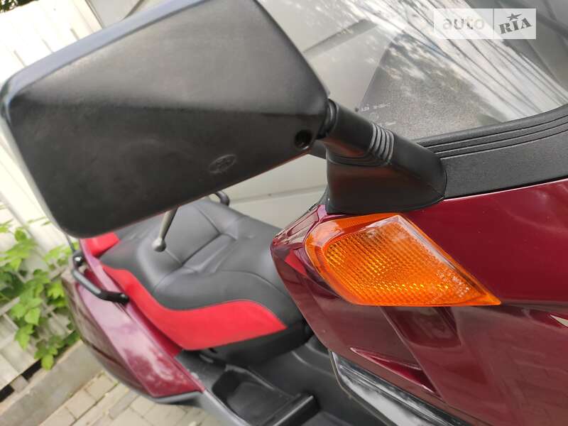 Максі-скутер Honda CN 250 1996 в Львові