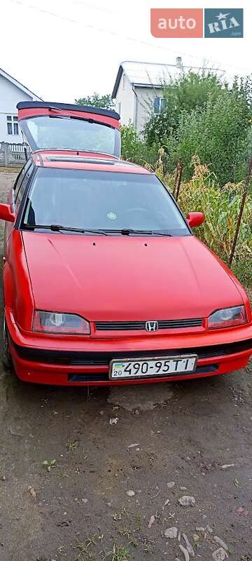 Ліфтбек Honda Concerto 1994 в Чернівцях