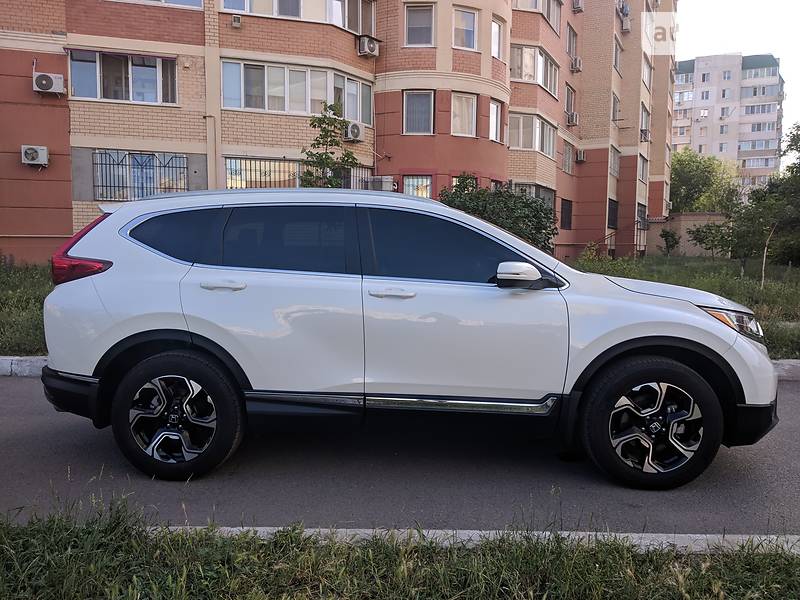 Внедорожник / Кроссовер Honda CR-V 2017 в Одессе