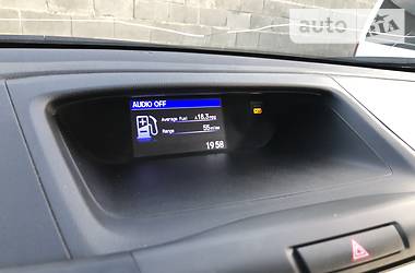 Позашляховик / Кросовер Honda CR-V 2015 в 