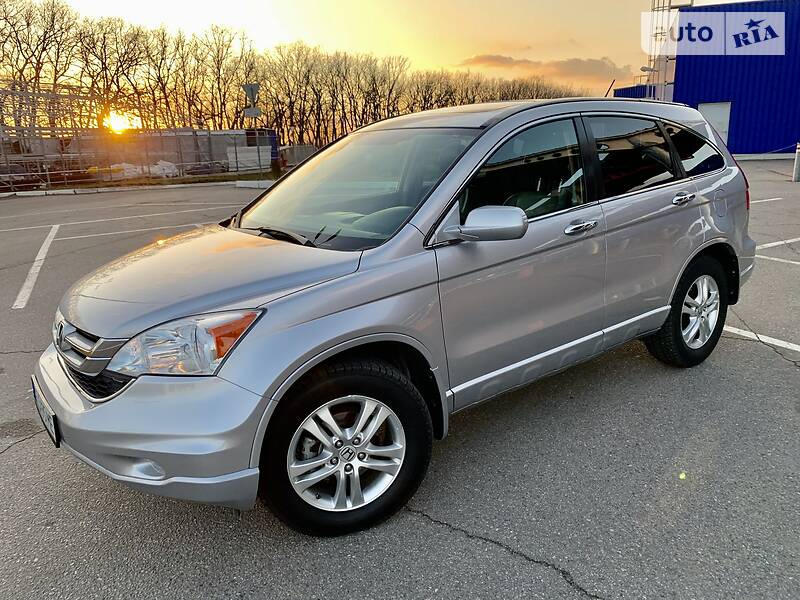 Позашляховик / Кросовер Honda CR-V 2011 в 