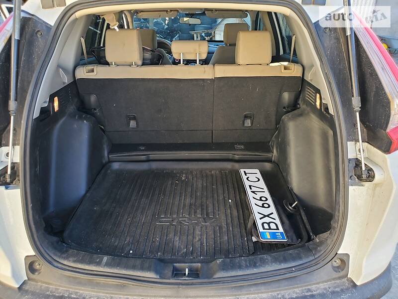 Позашляховик / Кросовер Honda CR-V 2017 в Баранівці
