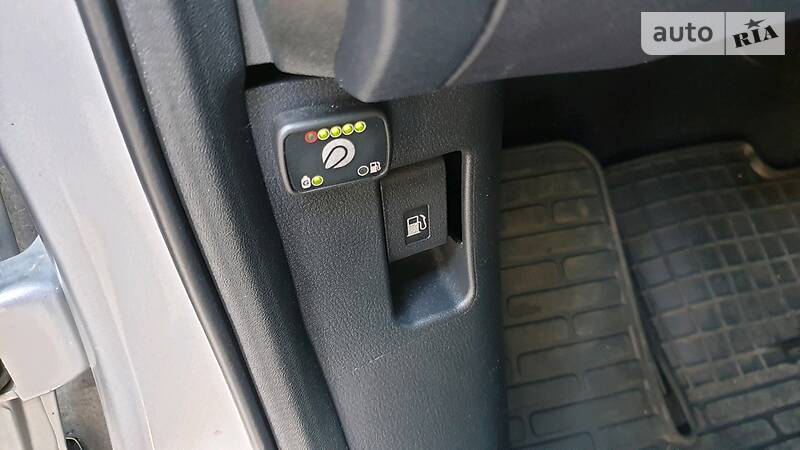 Позашляховик / Кросовер Honda CR-V 2009 в Кам'янському