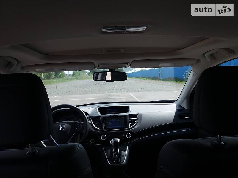 Позашляховик / Кросовер Honda CR-V 2015 в Києві