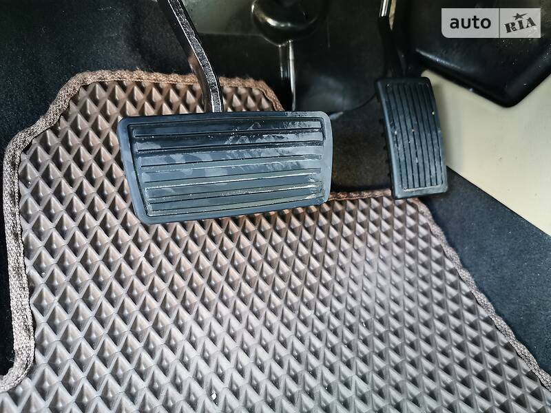 Позашляховик / Кросовер Honda CR-V 2010 в Луцьку