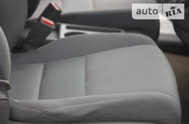 Внедорожник / Кроссовер Honda CR-V 2011 в 
