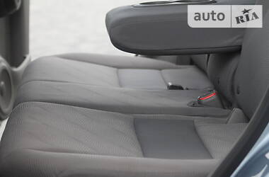 Внедорожник / Кроссовер Honda CR-V 2011 в 