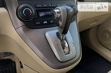 Позашляховик / Кросовер Honda CR-V 2009 в 