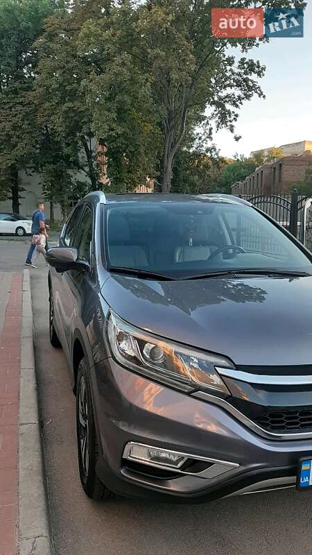 Внедорожник / Кроссовер Honda CR-V 2015 в Полтаве