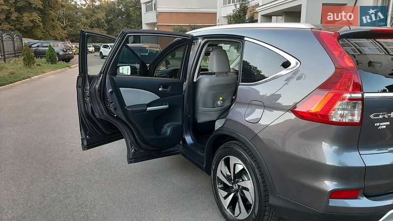 Внедорожник / Кроссовер Honda CR-V 2015 в Полтаве